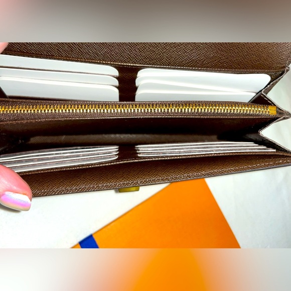 Louis Vuitton Damier Ebene RoseberyTurn Lock Flap Closure Long Wallet LV Dusty - Picture 11 of 13